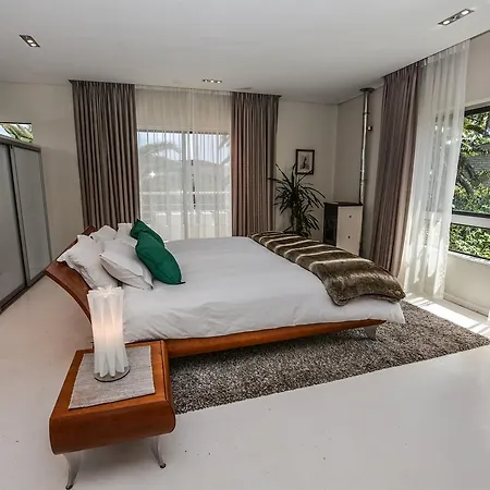 Lamabeach City Farm Cape Town Room photo